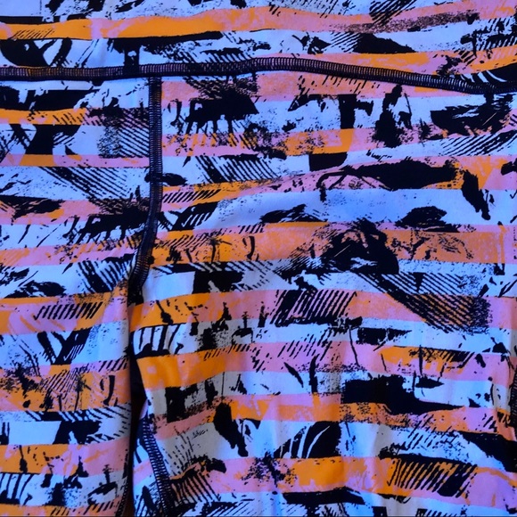 Lululemon sun runner crop leggings size 12 - Picture 4 of 7